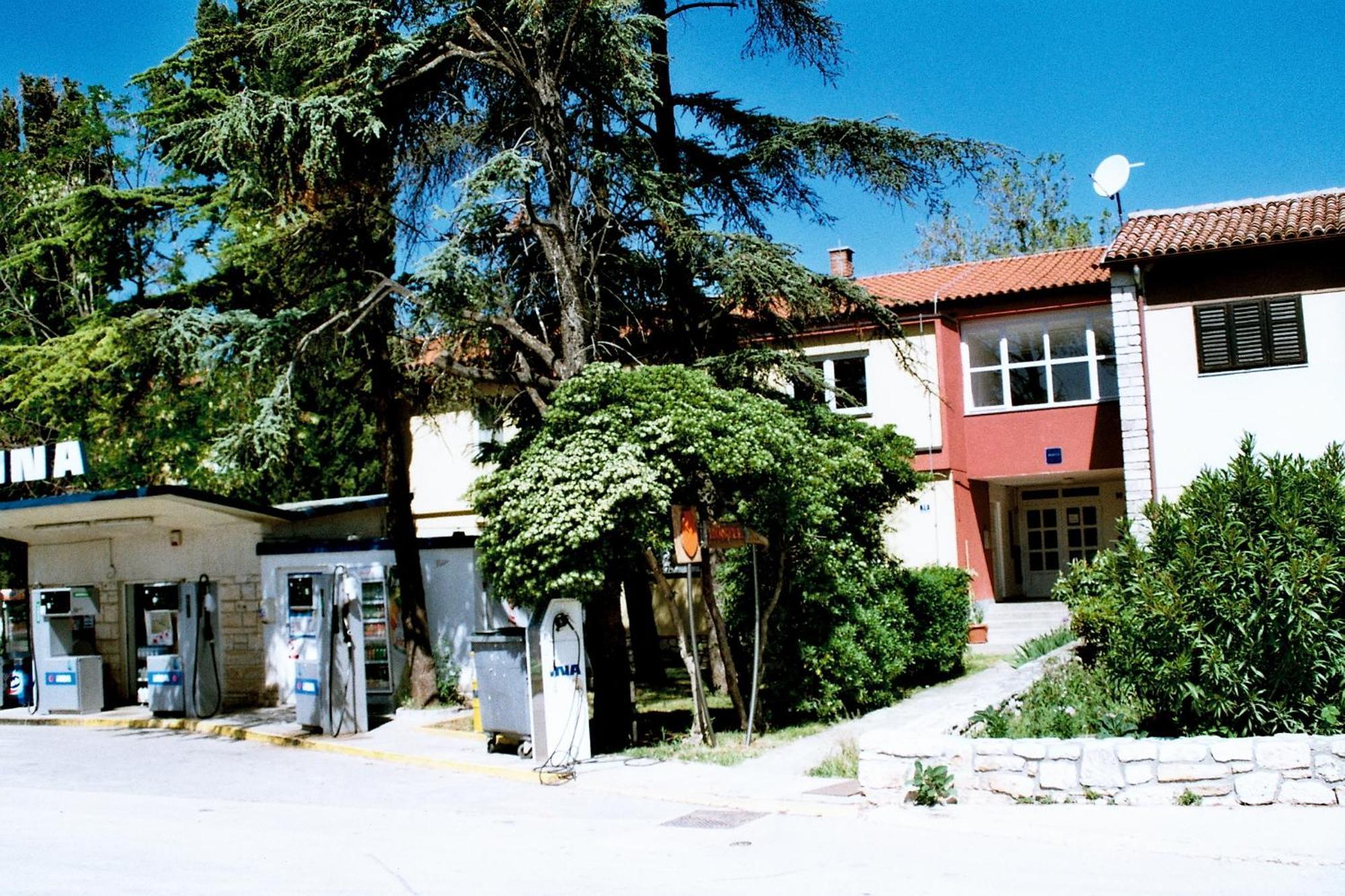 Hostel Amfora Fažana Buitenkant foto